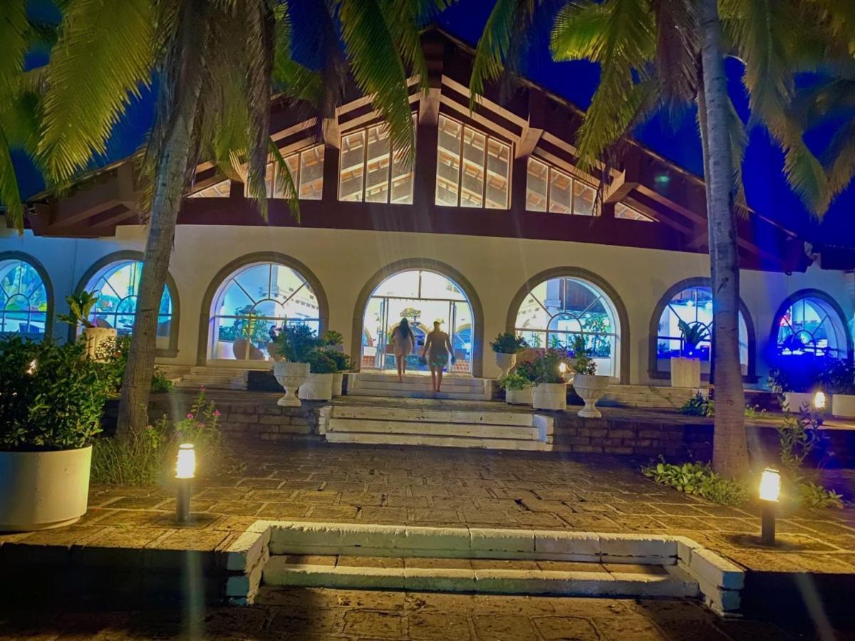 Hotel Tesoro Beach San Luis La Herradura Exterior foto